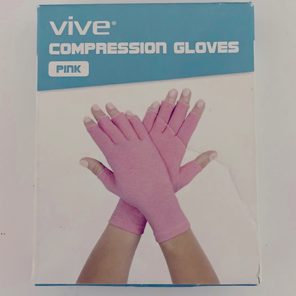 Pink Vive Compression Gloves in Small